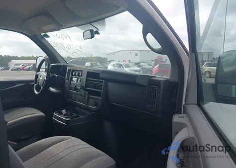 2015 Chevrolet Express 2500 Work Van from USA, damaged, VIN 1GCWGFCF7F1188656